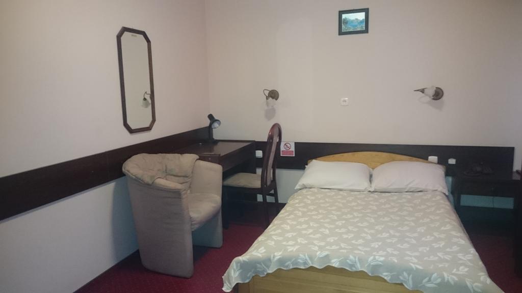 Hotel Relaks Wola Ducka Exterior photo